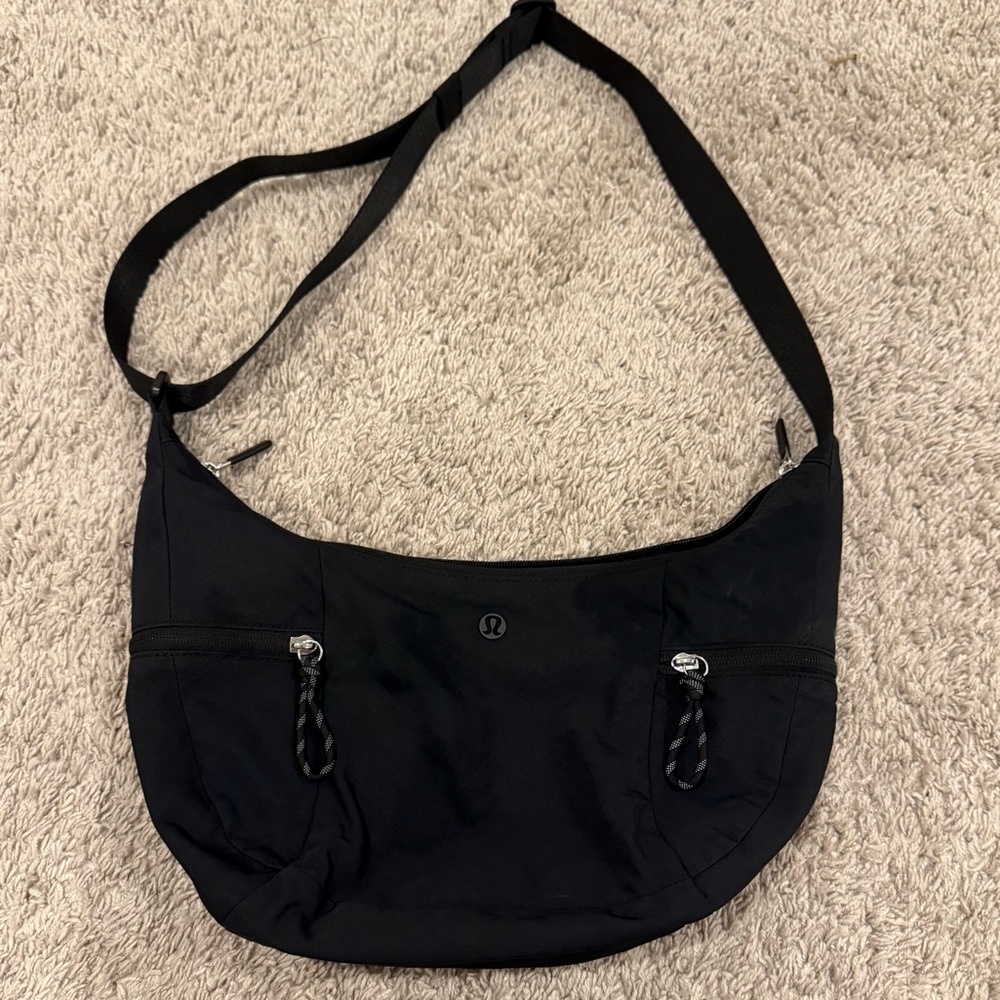 Lululemon Black Sling Bag 6L